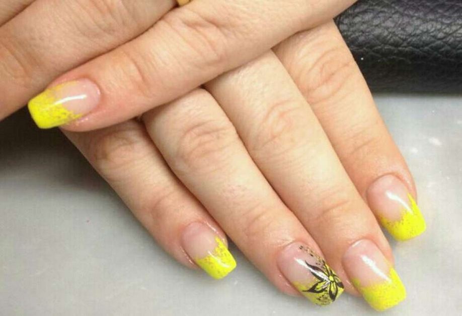 Модный френч красота