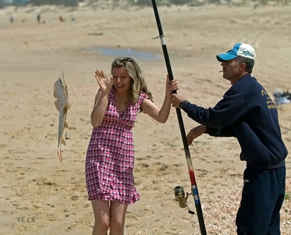 женщина на рыбалке