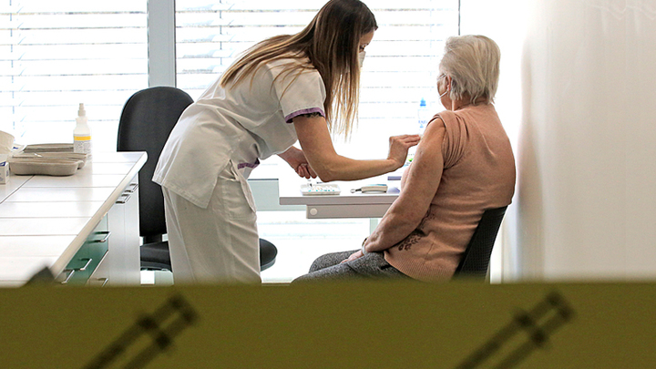 Погибших при вакцинировании уже 10 тысяч: Страшный урок Болгарии для России, Европы и всего мира. Глава комздрава Санкт-Петербурга сообщил о смертях привитых от коронавируса людей