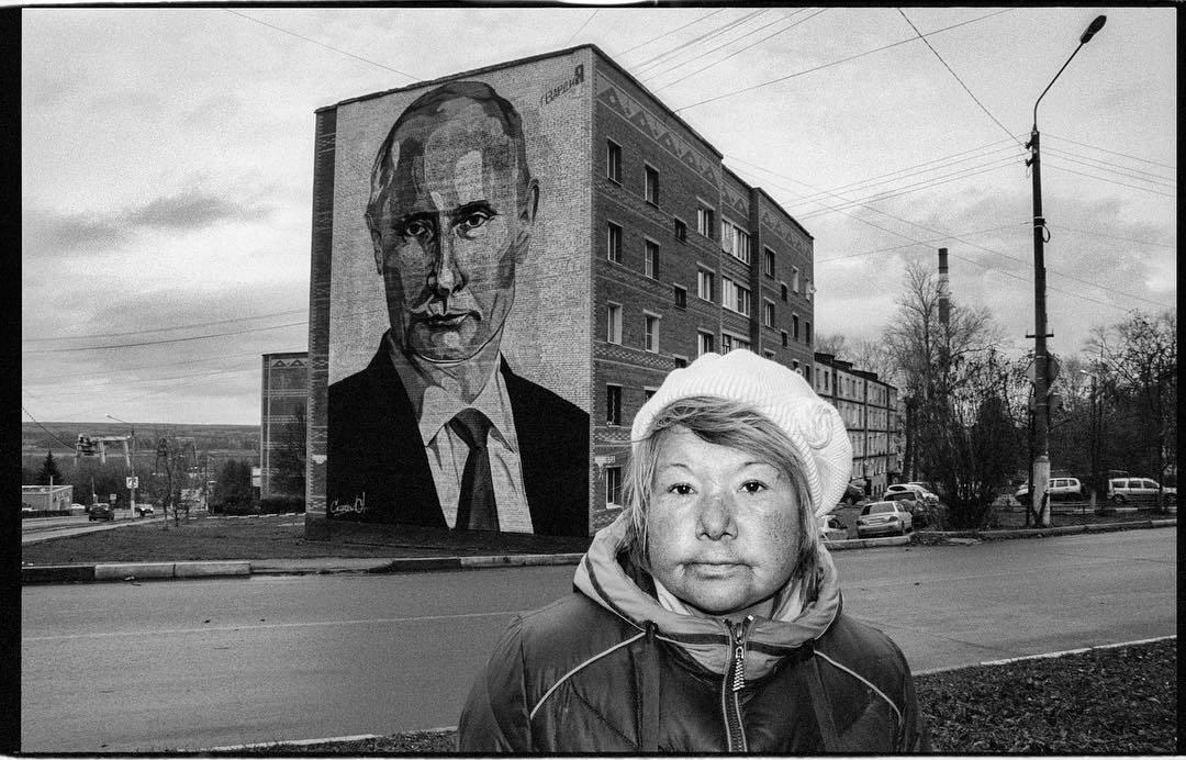 Атмосферные снимки с суровыми реалиями постсоветского пространства бруталити,коллаж,постсоветский,Россия