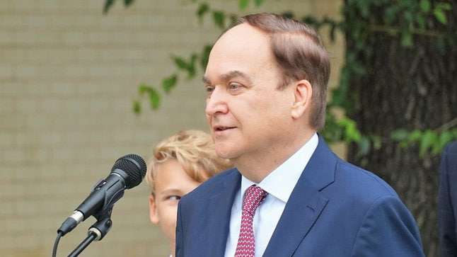 Посол Антонов назвал новые санкции подтверждением русофобской истерии США