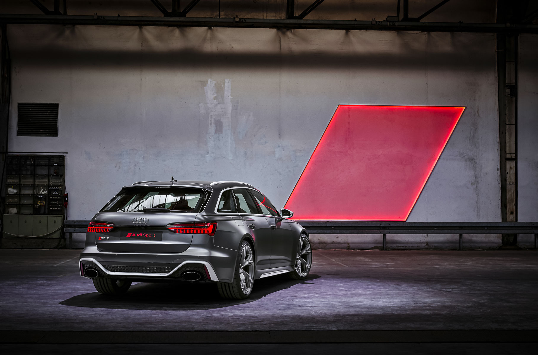 Audi назвала рублевые цены RS 6 Avant и RS 7 Sportback Audi назвала рублевые цены RS 6 Avant и RS 7 Sportback Новости
