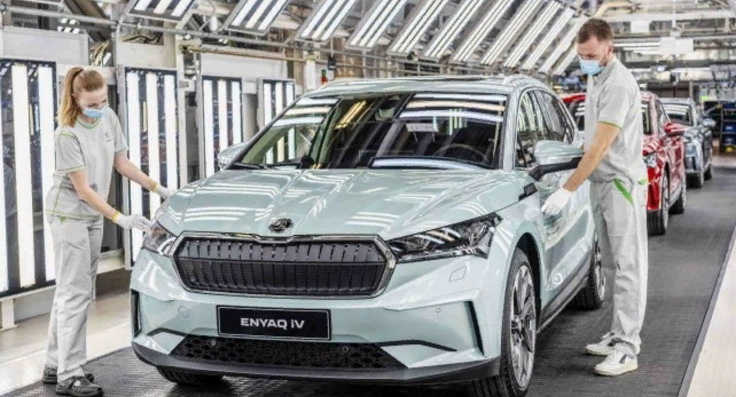 Skoda выпустила 15-миллионный автомобиль на главном заводе в Млада-Болеславе Skoda выпустила 15-миллионный автомобиль на главном заводе в Млада-Болеславе Автомобили