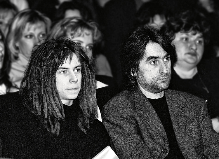 Патриарх Кирилл: 9 дней без Децла Патриарх Кирилл: 9 дней без Децла звезды