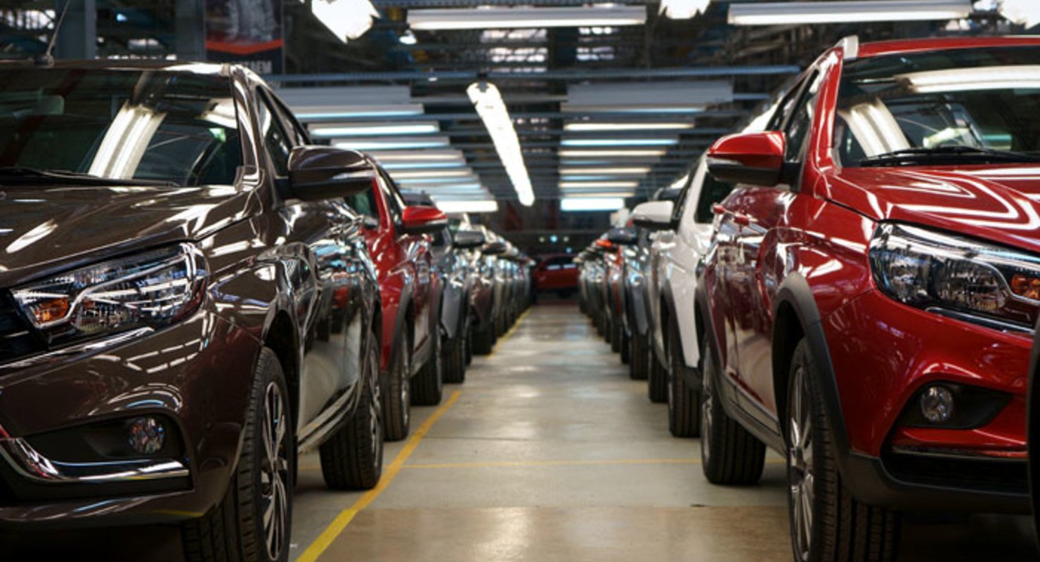 На каждую отечественную машину, выпущенную в РФ, приходятся 3 иномарки