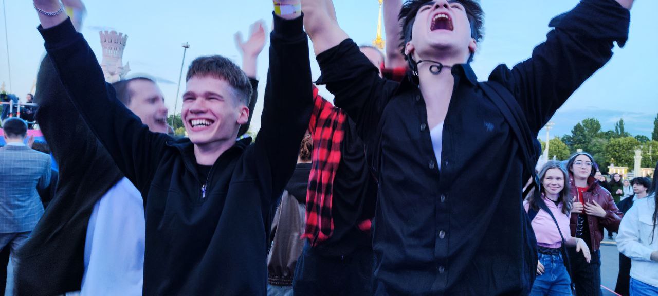 Московский выпускной 2025, фото - Tochka Zрения
