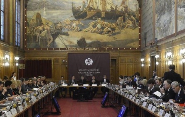 Пощёчина Киеву: Будапешт официально поддержал венгерские автономии на Украине