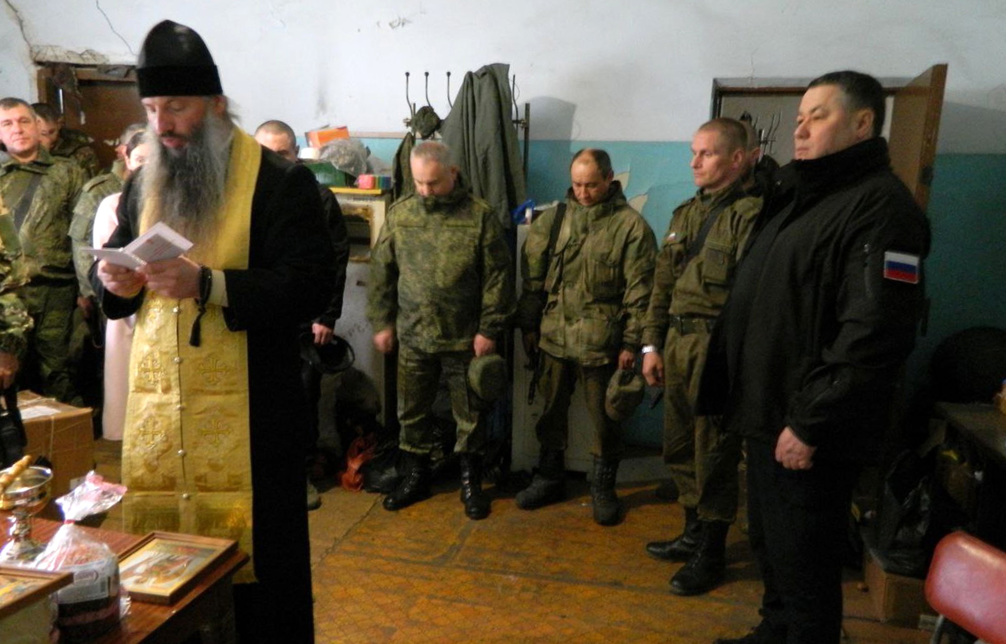В храмах Тверской области проходят пасхальные богослужения