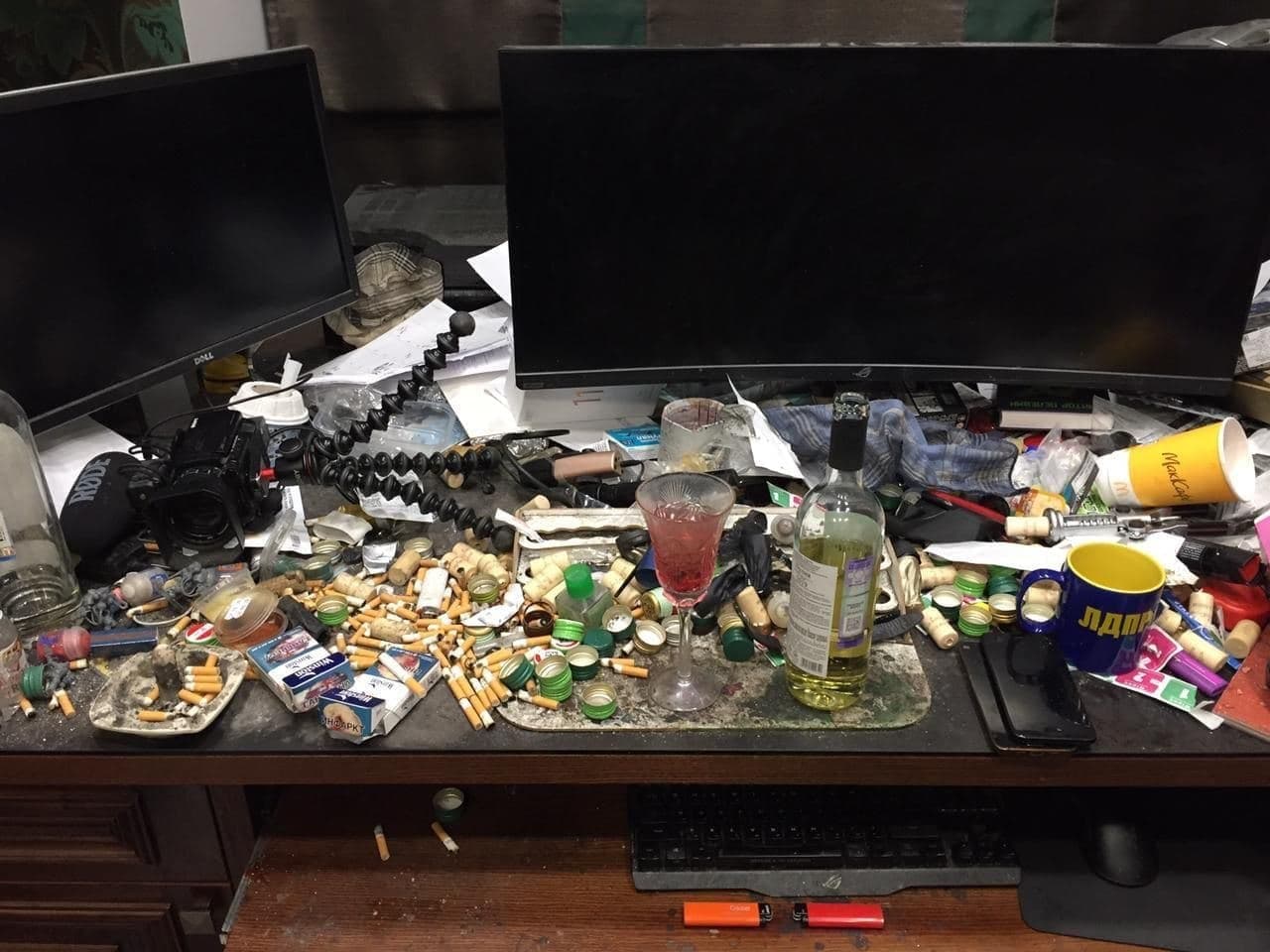 срач в квартире хованского