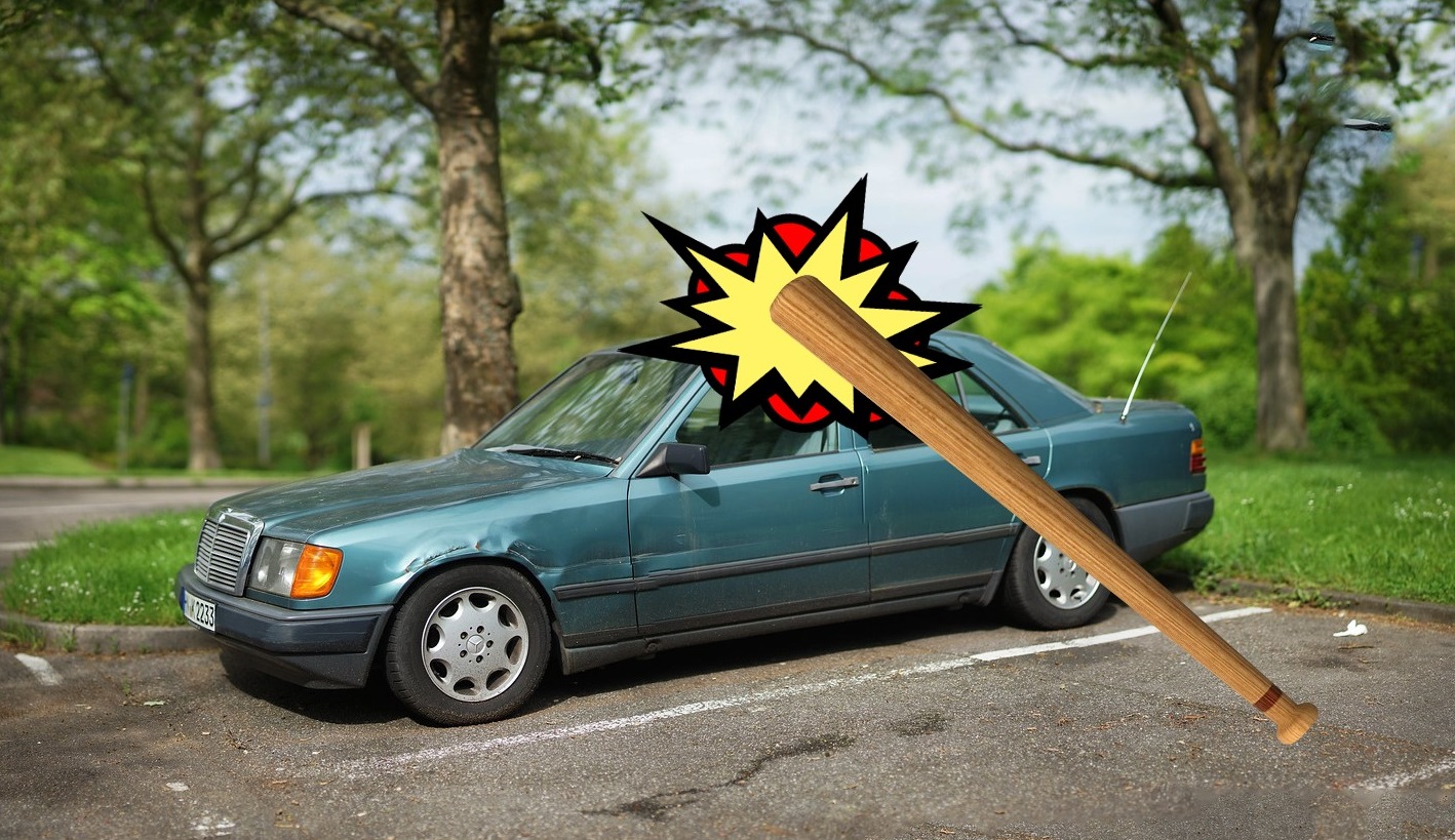 Как получить компенсацию за поврежденный на парковке автомобиль: инструкция