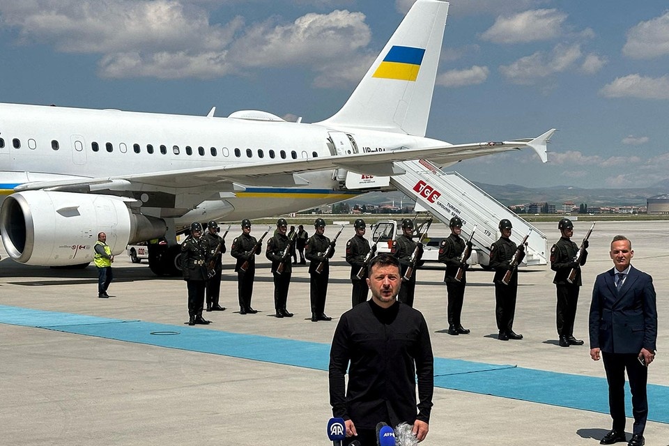 REUTERS