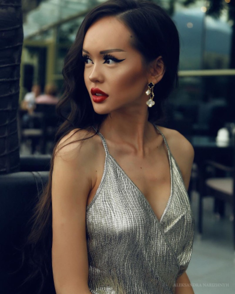 Динара Рахимбаева — казахстанская «Барби», которую раскритиковали за фотосессию в белье