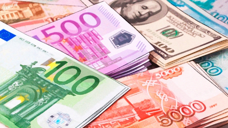 Доллар и евро выросли в начале торгов Мосбиржи
