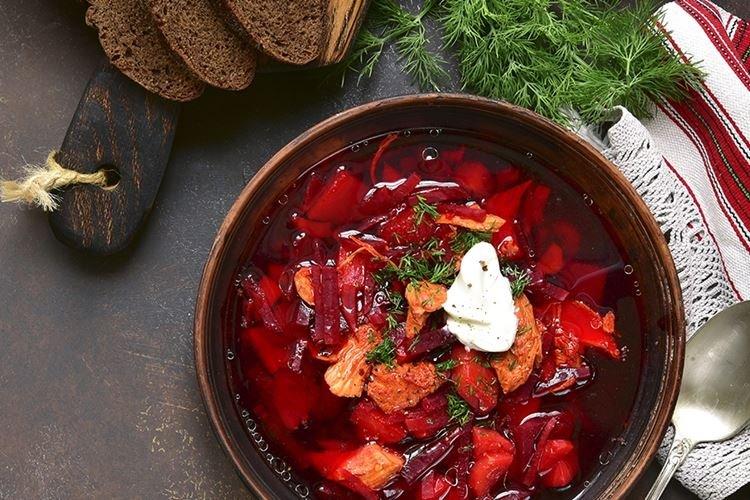 8 самых вкусных рецептов украинского борща минут, добавь, через, морковь, обжарь, зажарку, свеклу, готовности, капусту, бульон, томатной, луковица, капусты, Украинский, картошку, специи, сними, конце, нарежь, пасты