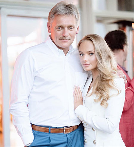 Елизавета Пескова и Александра Жулина представили песню "Папа", посвященную Дмитрию Пескову Елизавета Пескова и Александра Жулина представили песню "Папа", посвященную Дмитрию Пескову Дети,Дети знаменитостей