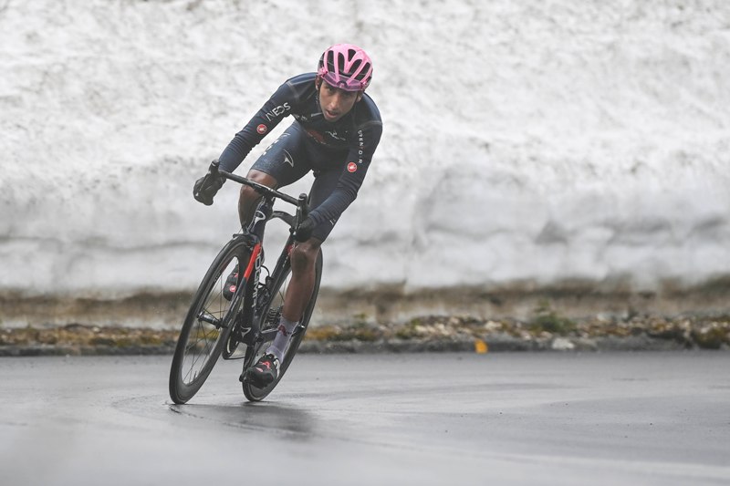 Эган Берналь – победитель 16-го этапа Джиро д’Италия-2021