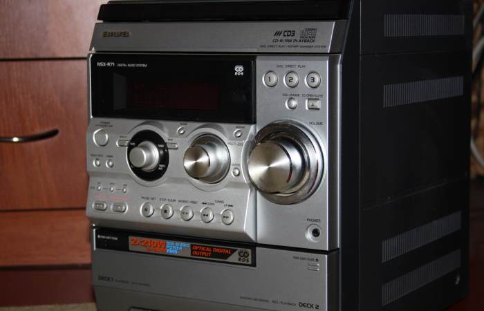 Как в домашних условиях «заставить» устаревший музыкальный центр читать музыку с флешки