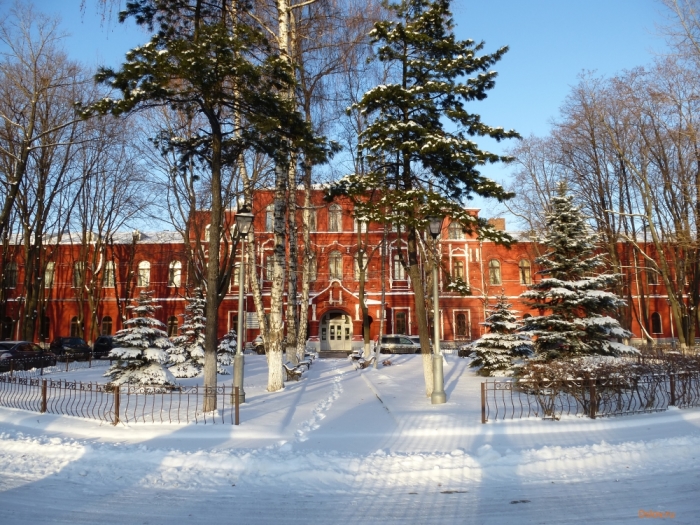 Сейчас это городская клиническая больница имени Братьев Бахрушиных. /Фото:dslov.ru 