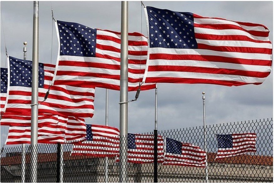 Александр Роджерс: Кольцо американских санкций сжимается… вокруг США