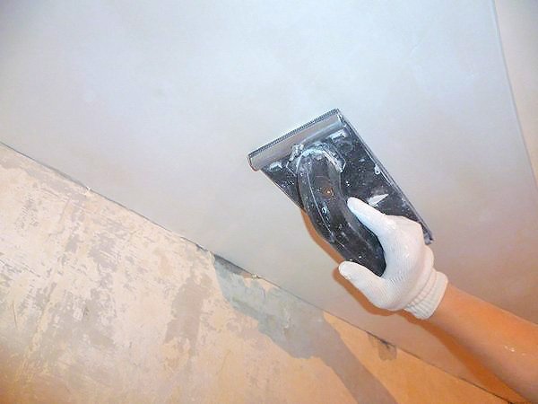 Как выровнять очень кривой потолок Как выровнять очень кривой потолок