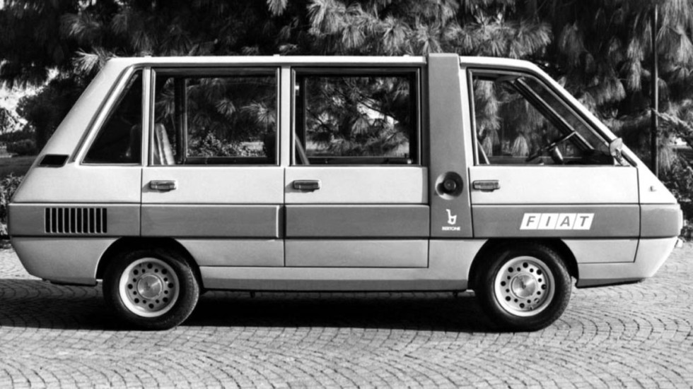Олимпиада-80, дизайн от Bertone и незаслуженный Знак Качества: мифы и факты о РАФ-2203 авто,автомобили