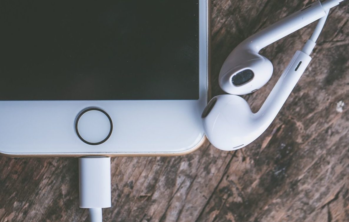 Тихо играют наушники? Чиним на примере Huawei FreeBuds гаджеты,наушники,ремонт,технологии