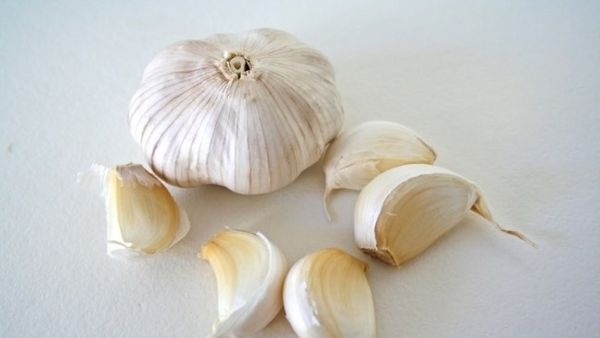 10 Полезных свойств Чеснока