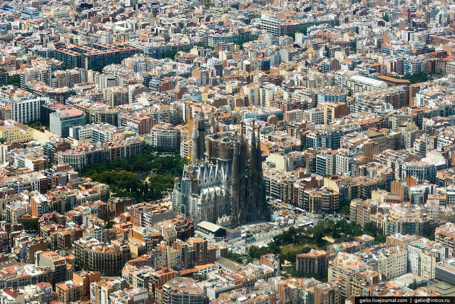 Главная достопримечательность Барселоны - Храм Святого Семейства