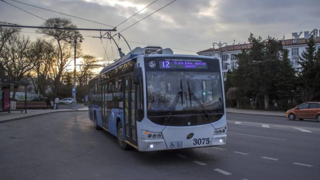 В Севастополе изменили время движения троллейбусов