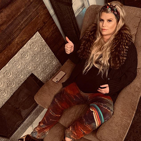 Беременная Джессика Симпсон опубликовала фото в бикини Беременная Джессика Симпсон опубликовала фото в бикини Экстерьер