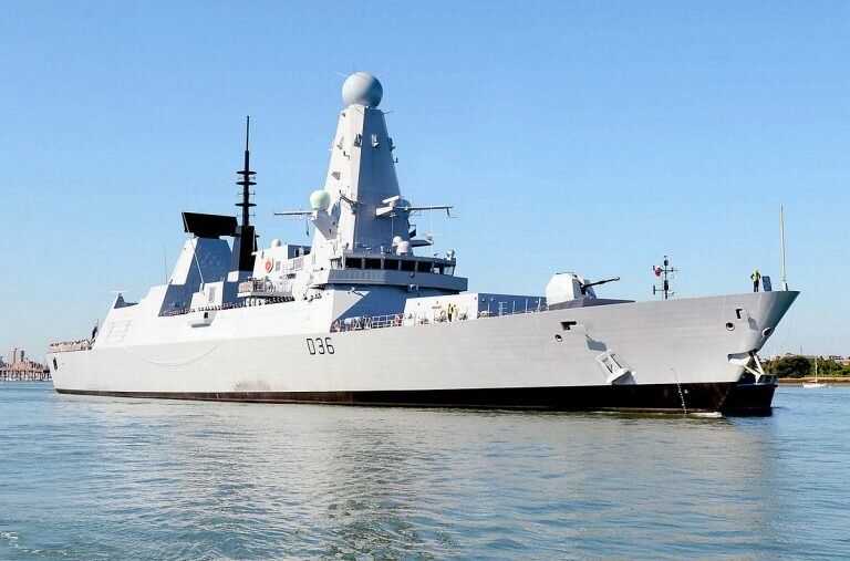 HMS Defender: чем был вооружен эсминец, нарушивший границу России 23 июня 2021 года