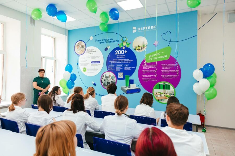Фармкомпания «ВЕРТЕКС» открыла учебные лаборатории в фармтехникуме СПХФУ