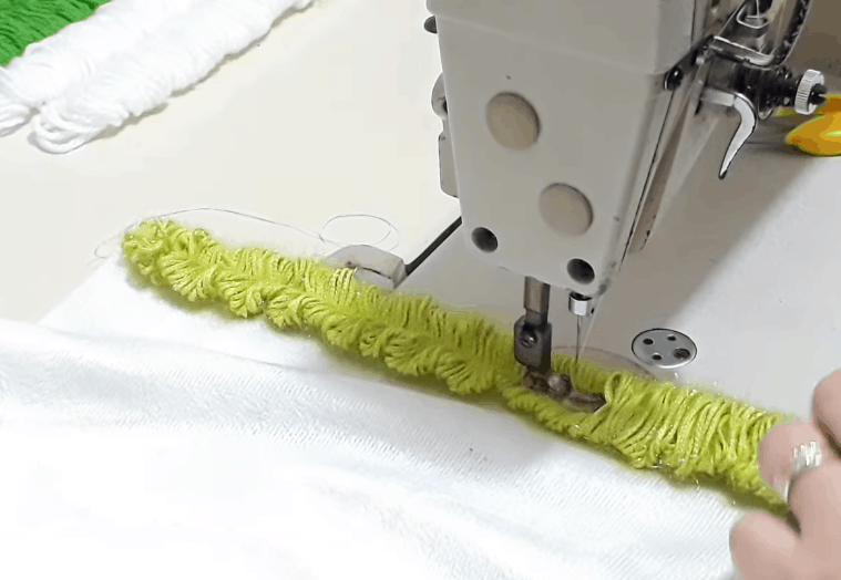 Нетривиальный способ использования остатков ниток Нетривиальный способ использования остатков ниток из остатков пряжи,интерьер,рукоделие,своими руками,сделай сам