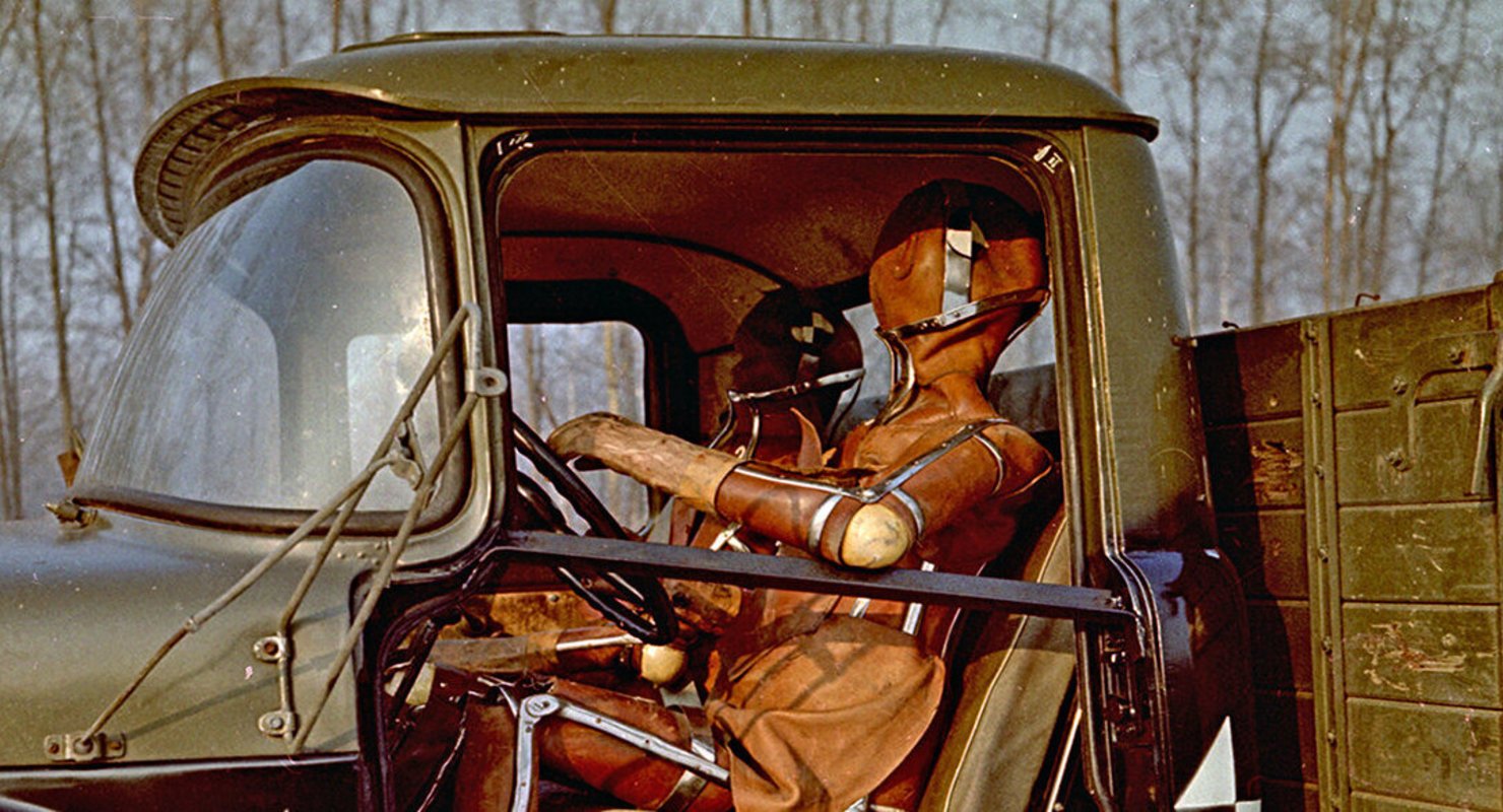 Краш-тест грузовика ЗИЛ-130, 1972 год Автомобили