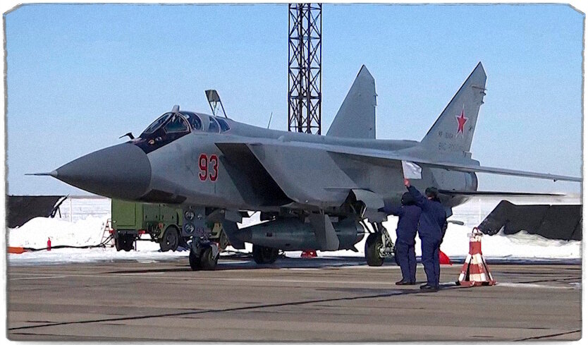 Источник: Минобороны России. Ракета "Кинжал" и его носитель МиГ-31К.