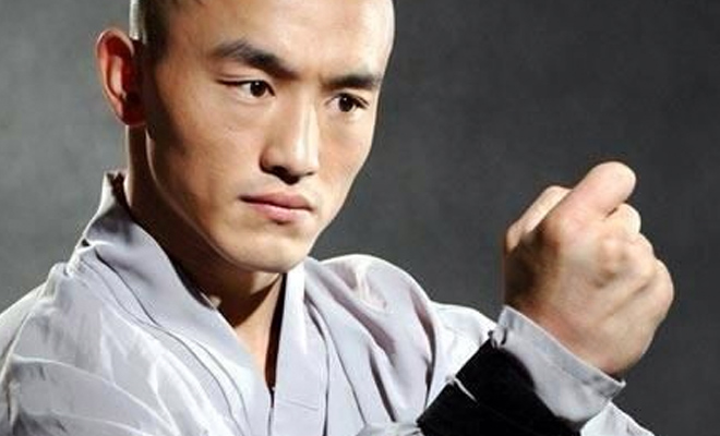 Олимпийский чемпион по тхэквондо вызвал на ринг монаха Шаолинь