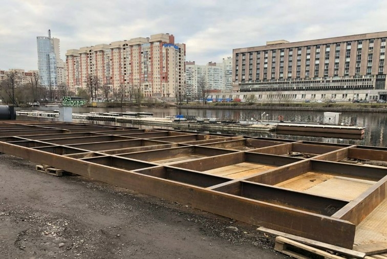 Вице-губернатор Корабельников: плавучих домов в Галерной гавани не будет