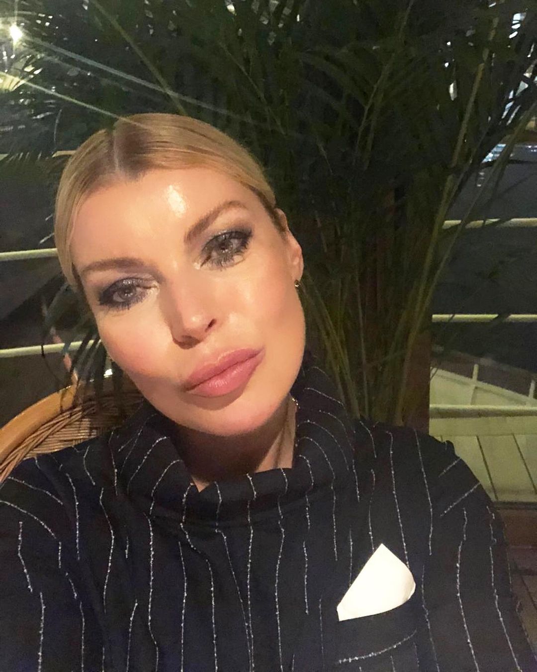 Как изменились с начала карьеры певицы, которым недавно исполнилось 50