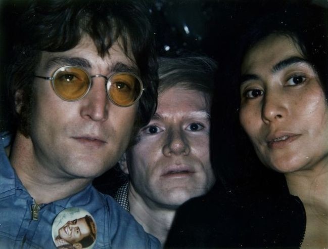 Джон Леннон, Энди Уорхол и Йоко Оно, селфи на полароид, 1971 год история, люди, фото