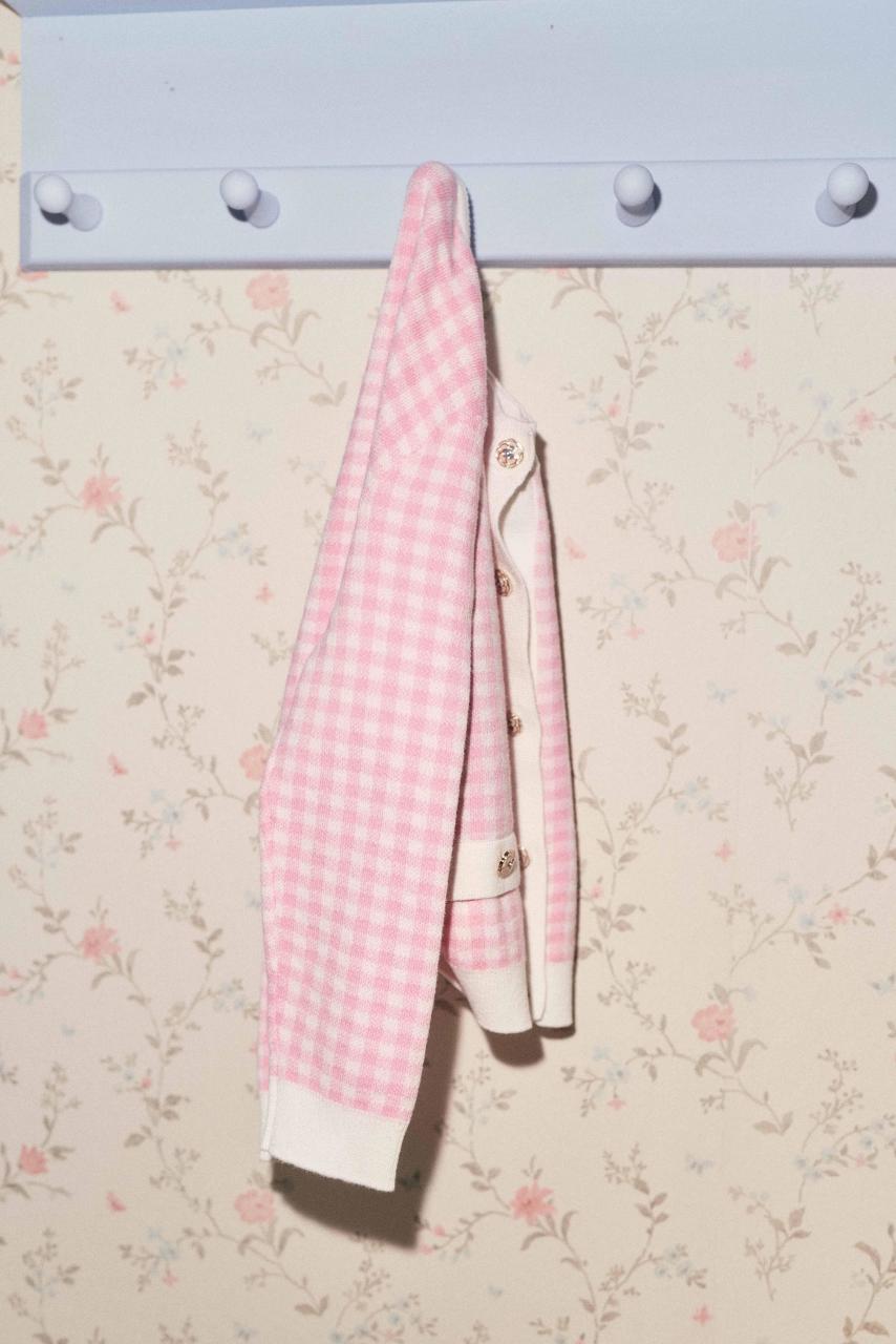 Вам идет розовый цвет: 3 тренда весенней детской моды Вам идет розовый цвет: 3 тренда весенней детской моды коллекции, обуви —, девочек, только, весной —, отлично, розовый, розового, много, бежевым, твида, мальчиков, летрост —, размер, детской, нежного, 98–116 см, платья, ткани, жемчугомРазмерный