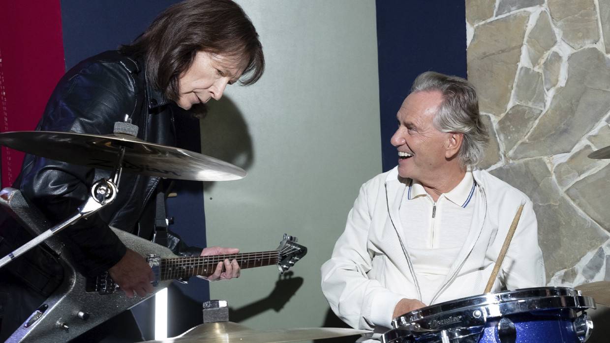 Легендарная группа «Земляне» снова попала под прицел объектива