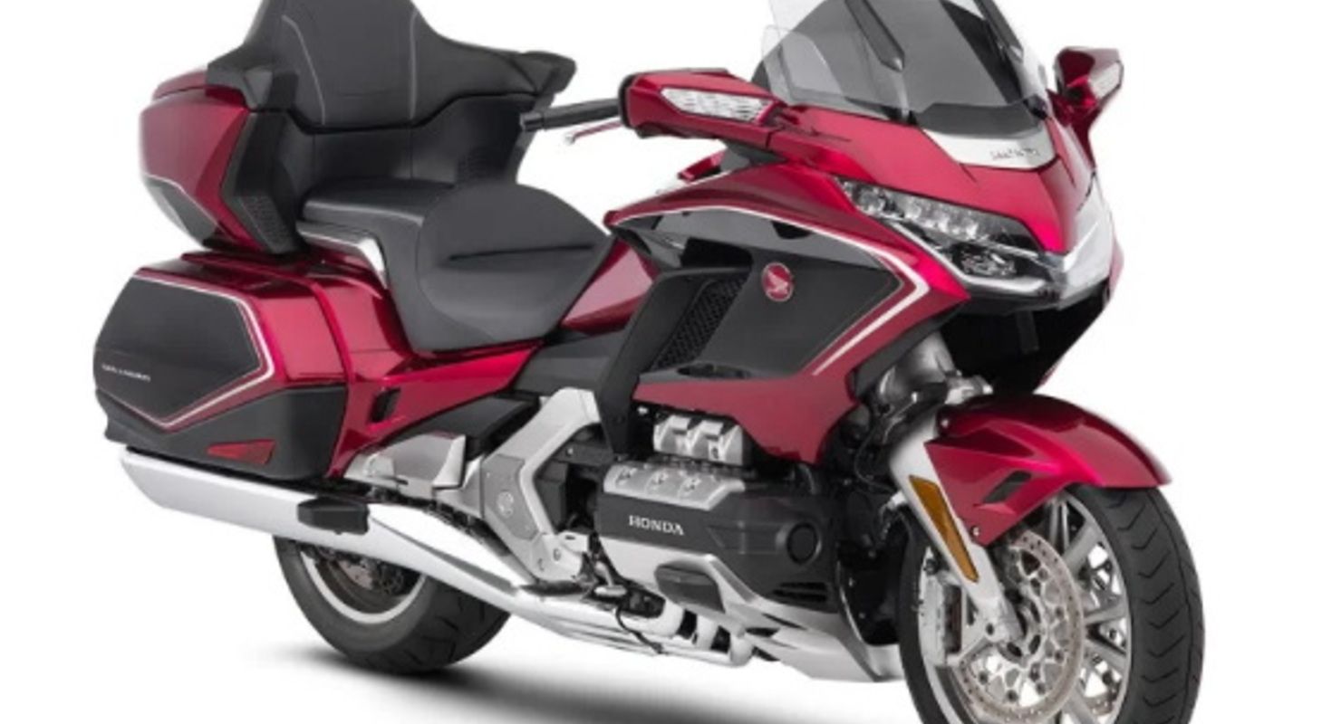 Мотоцикл Honda Gold Wing получил заметно увеличенный багажник