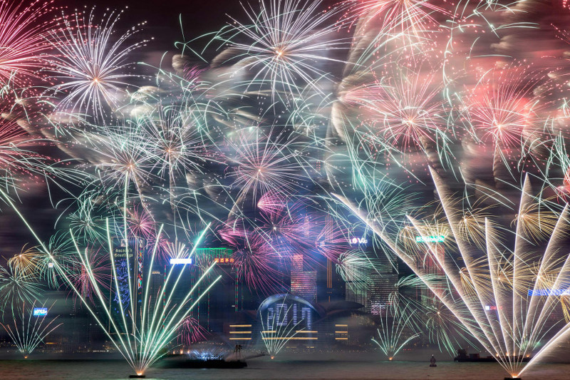 Новый год в Гонконге, 1 января 2017. новый год, праздник, салют, фейрверк