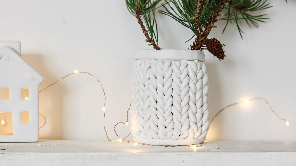 Косички из полимерной глины: декор горшка или подсвечника