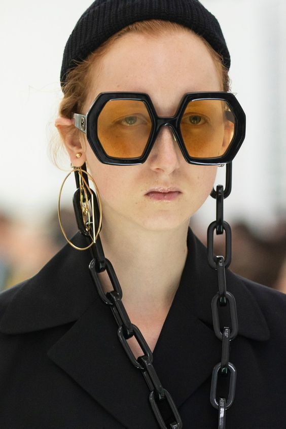 Тренд 2020: большие солнцезащитные очки с широкой оправой аксессуары,мода,мода и красота,модные образы,модные тенденции