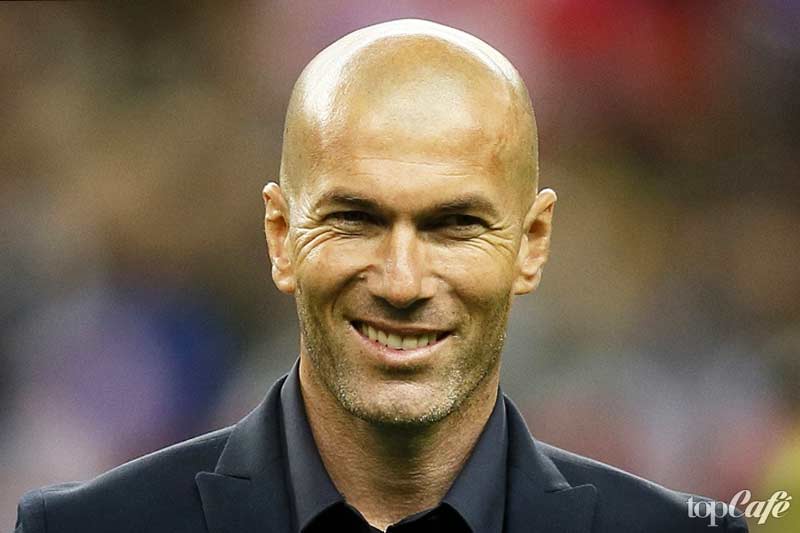 Зидан - один из популярных мусульманских футболистов