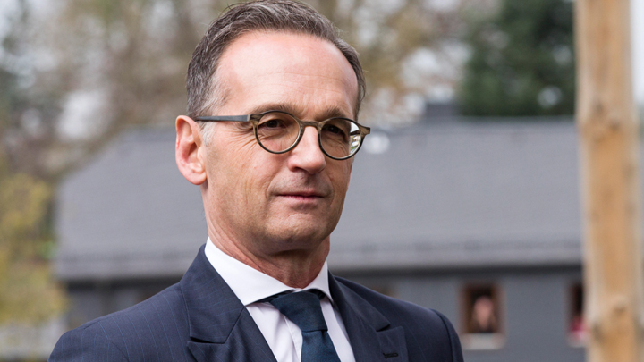 Страшная тайна: В Берлине расстроились, что Макрон проболтался о смерти НАТО геополитика