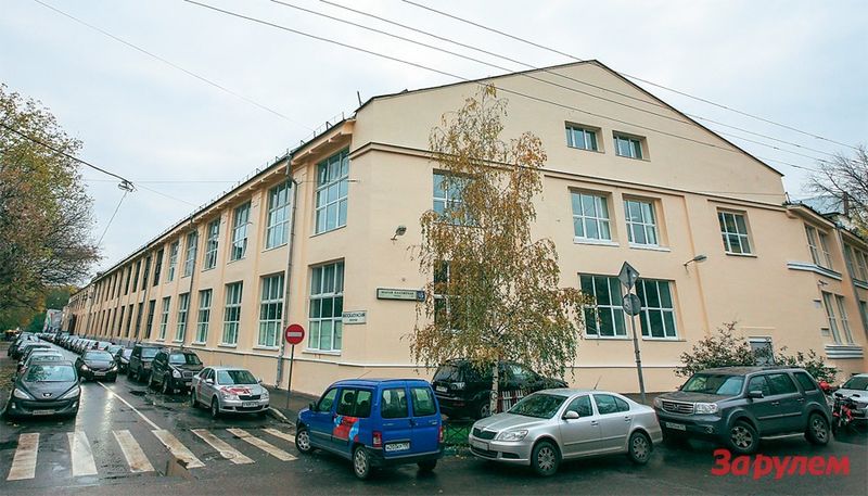 По следам московского автопрома: от «Бромлей» до «Москвича» По следам московского автопрома: от «Бромлей» до «Москвича» авто,автомобиль