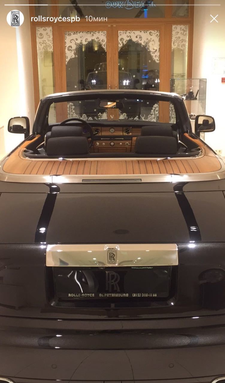Петербуржец пришел покупать Rolls-Royce с живым львенком rolls-royce, животные, курьез, лев, прикол