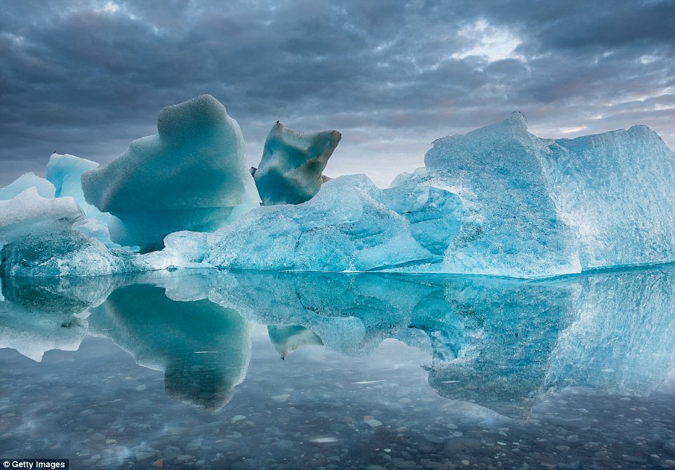 Как выглядят самые древние в мире айсберги интересное,природа